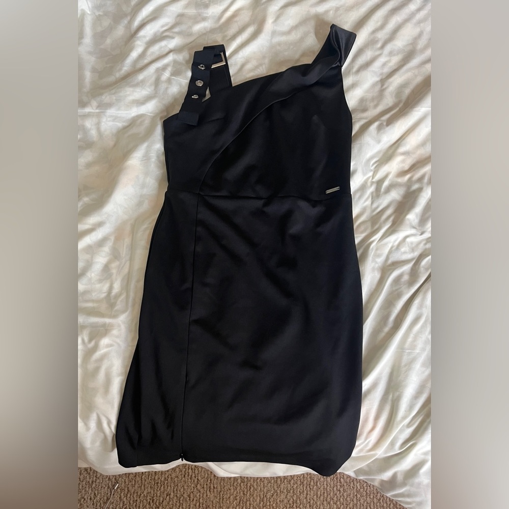 Guess party dress